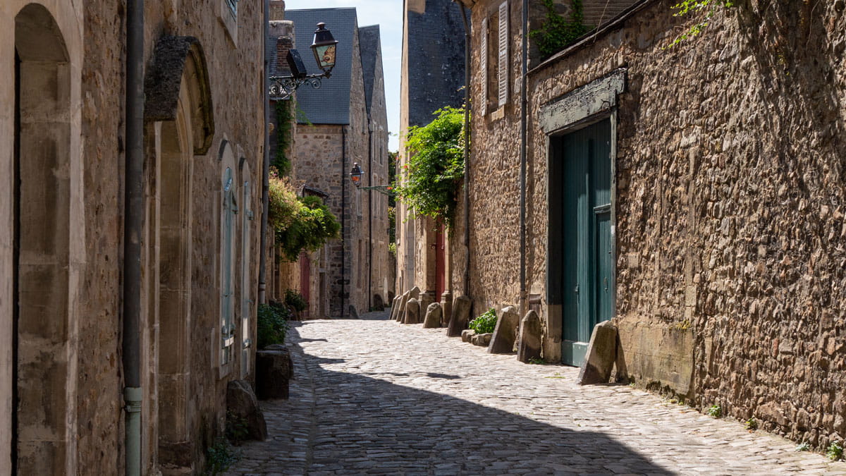 Le Mans old town alley