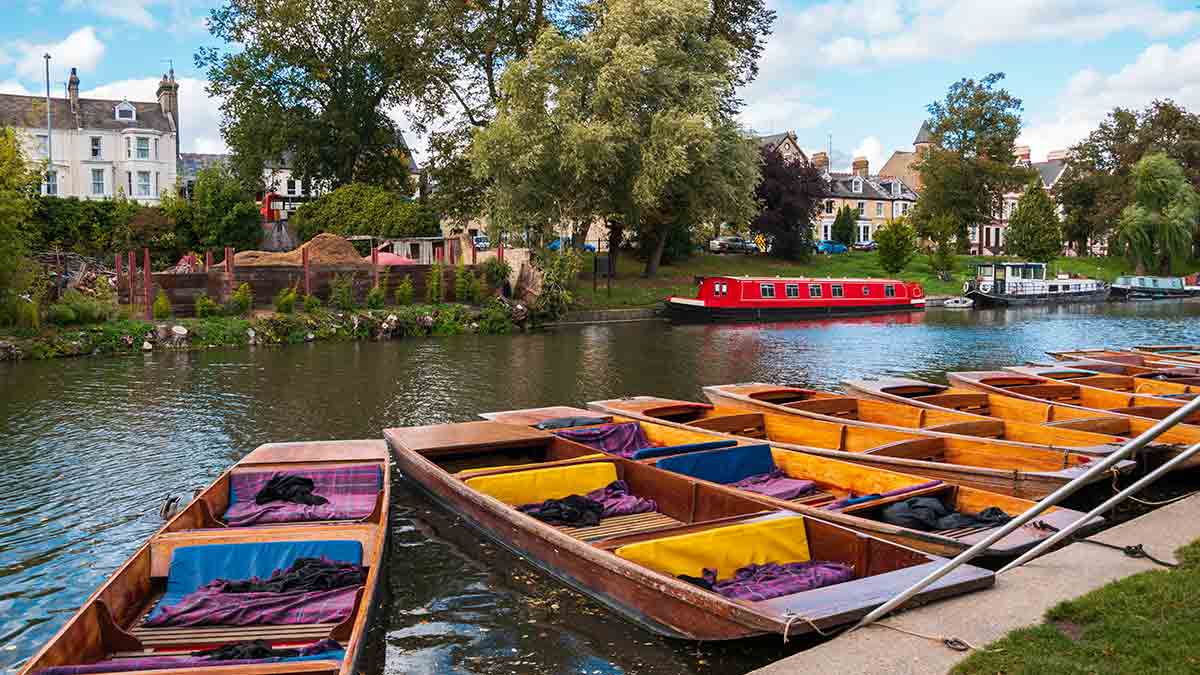 Traditional punts in Cambridge